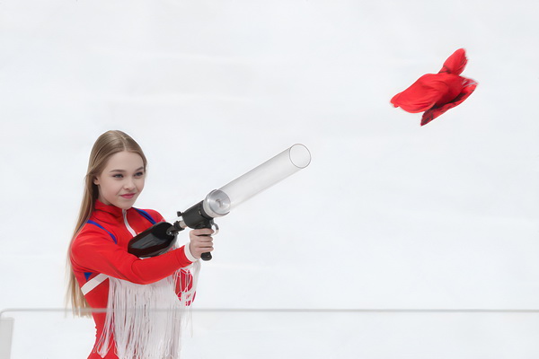 Пушка для стрельбы футболками T-shirt gun